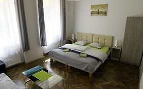 Dream Hostel & Apartments